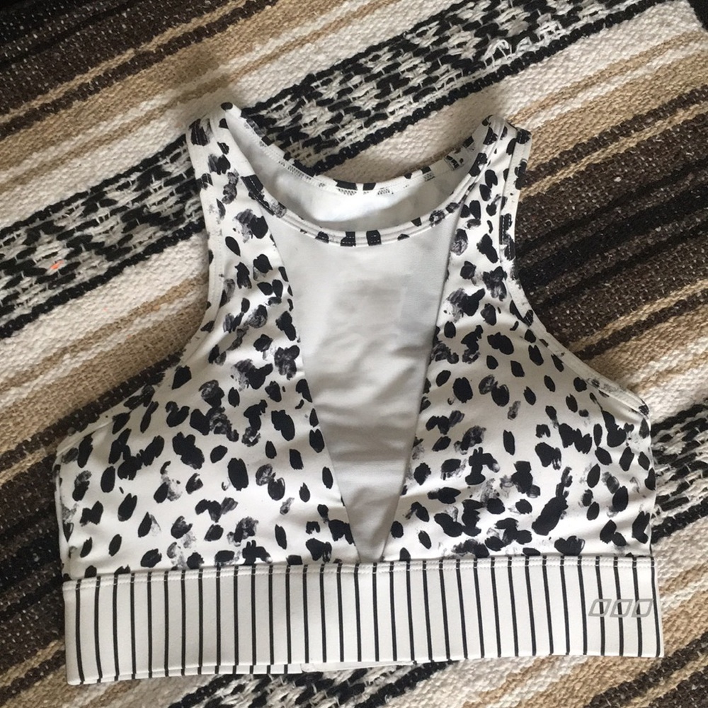 Nwot Lorna Jane Fierce Bra